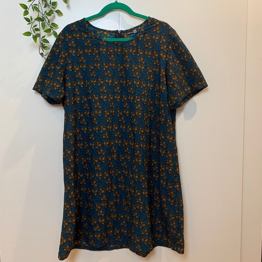 BOOHOO+ Floral Shift Dress